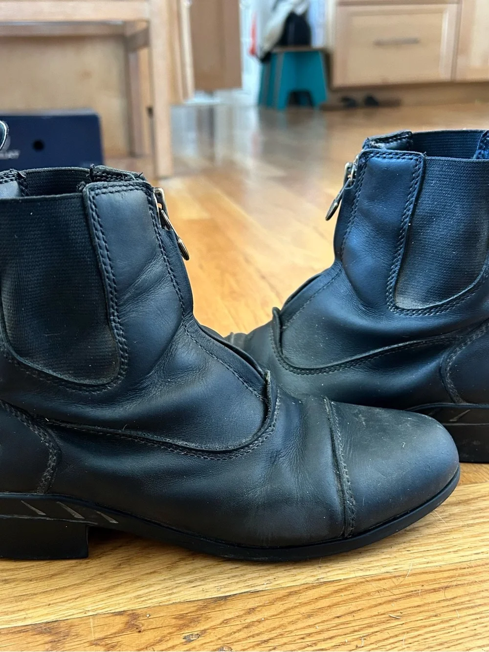 Ariat Kids Devon IV Paddock Boot - Size 3 Black Leather